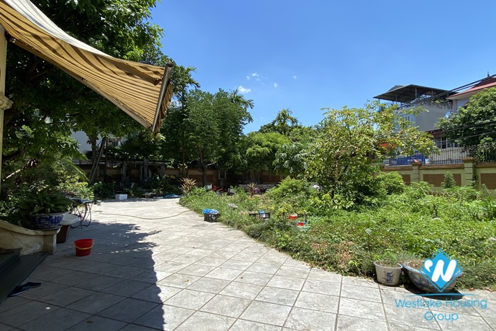 A fabulous garden house for in Nam Tu Liem for rent. 